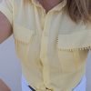 chemise jaune 5